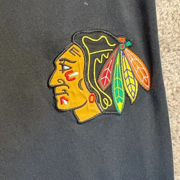NHL Blackhawks Women's Black Joggers - Picture 3 of 4